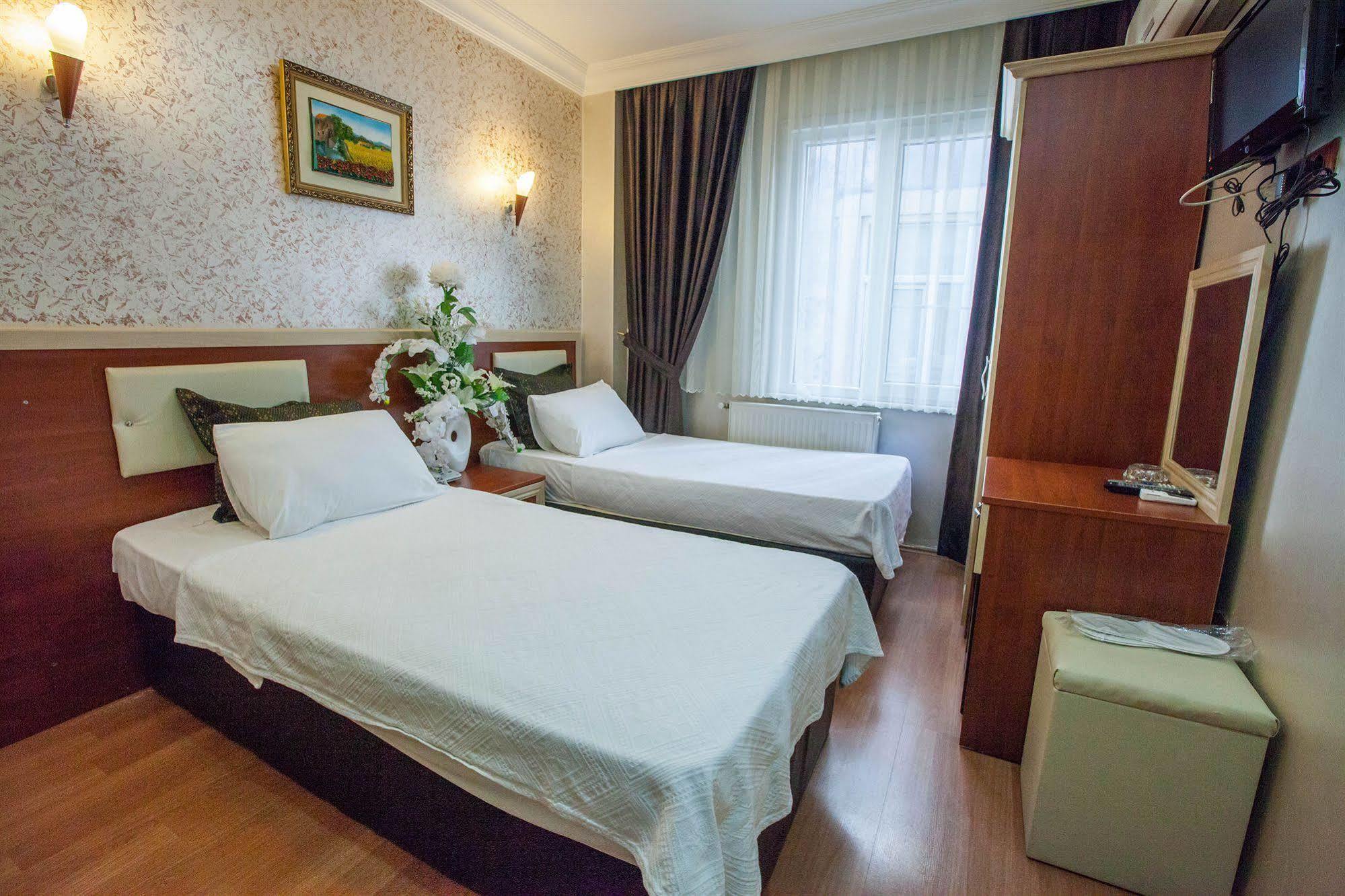 Grand Hotel Palmiye Istambul Exterior foto