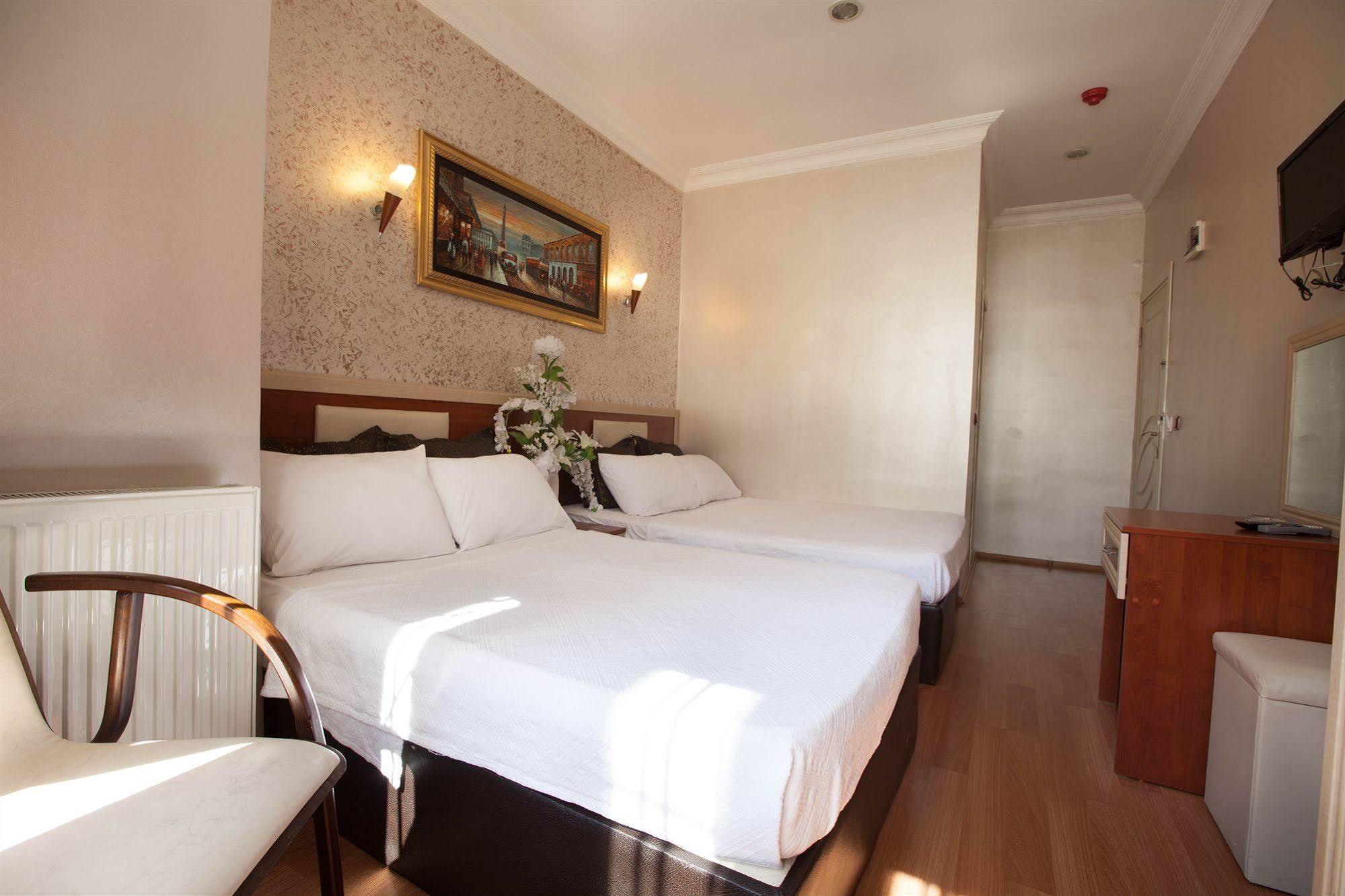 Grand Hotel Palmiye Istambul Exterior foto