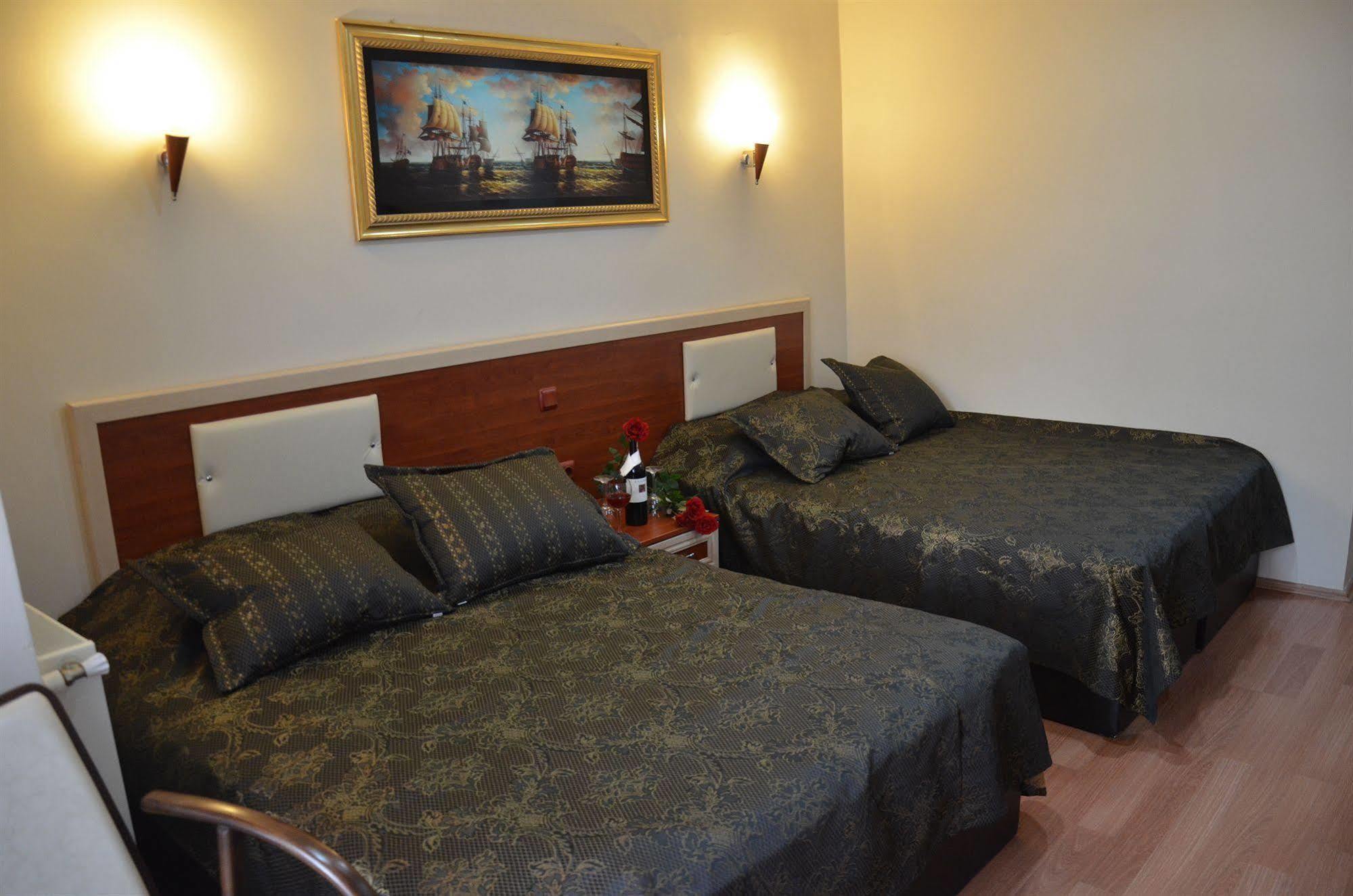 Grand Hotel Palmiye Istambul Exterior foto